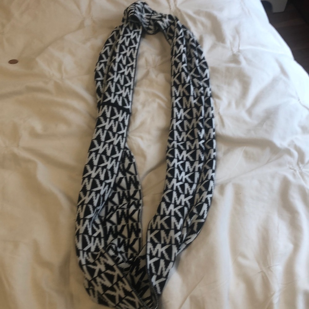 Michael Kors infinity scarf